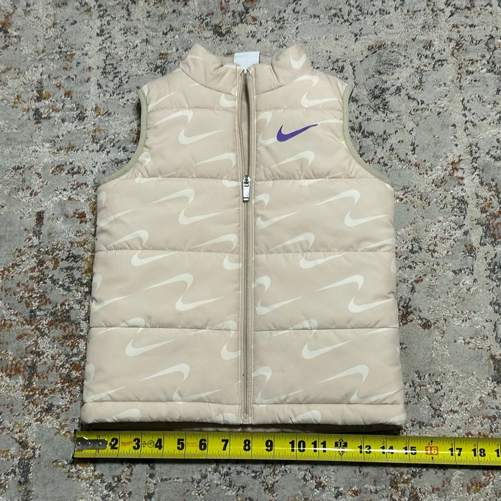NIKE Kids puffer vest jacket size 5/6 Ivory tan